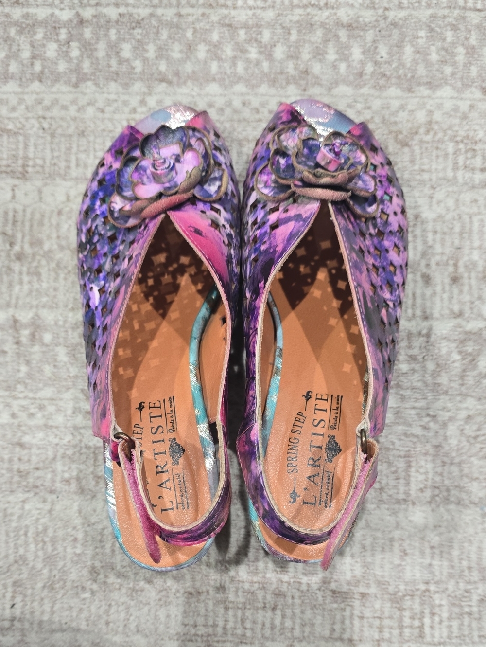 Art-to-Wear Floral Leather Slingback Heels – Eclectic Boho Artisan Style, 11 - Picture 7 of 15